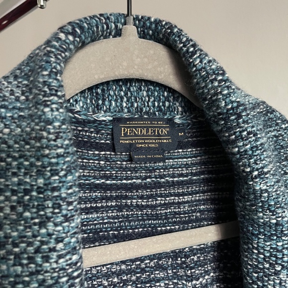 Pendleton Heritage Lambswool Cardigan: M - Picture 2 of 9